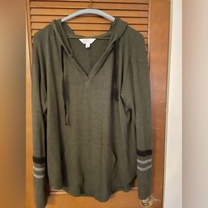 Market & Spruce lightweight hoodie